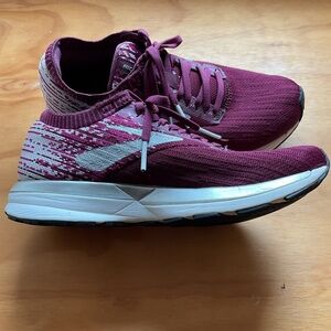 Brooks Ricochet Women's Running Shoes Fig/Wild Aster/Grey |Sz 7.5